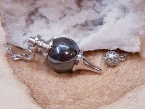 pendule hématite
