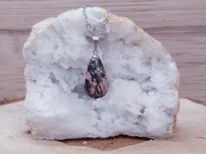 Pendentif goutte 20mm Rhodonite