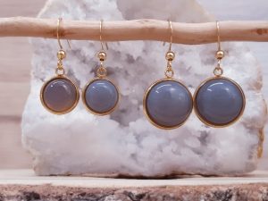 Boucles en pierres naturelles