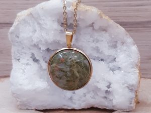 Pendentif médaillon 25mm Unakite