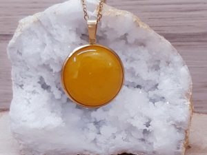 Pendentif médaillon 25mm Calcite orange