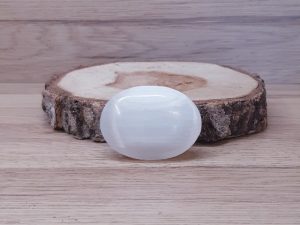 Galet Sélénite blanche