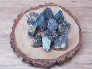 Petite pierre brute Labradorite