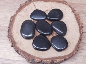 Pierre plate Tourmaline noire